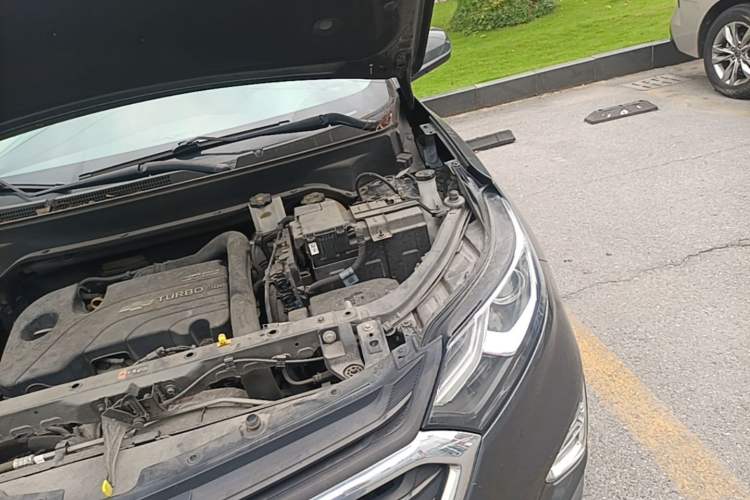 Used Chevrolet Equinox 2017 535T Automatic YuJie Edition Engine Bay Left