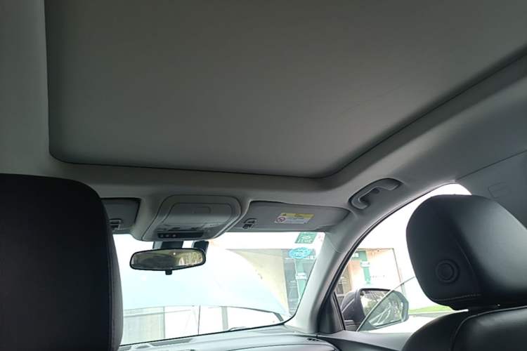 Used Chevrolet Equinox 2017 535T Automatic YuJie Edition Headliner