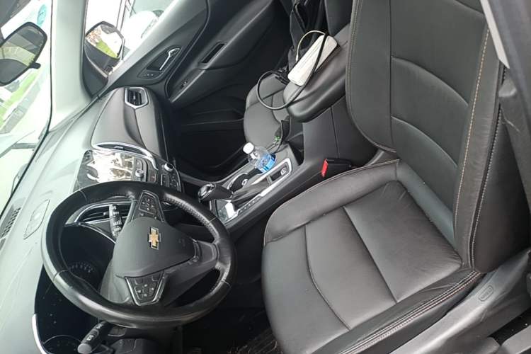 Used Chevrolet Equinox 2017 535T Automatic YuJie Edition Left Front Seat