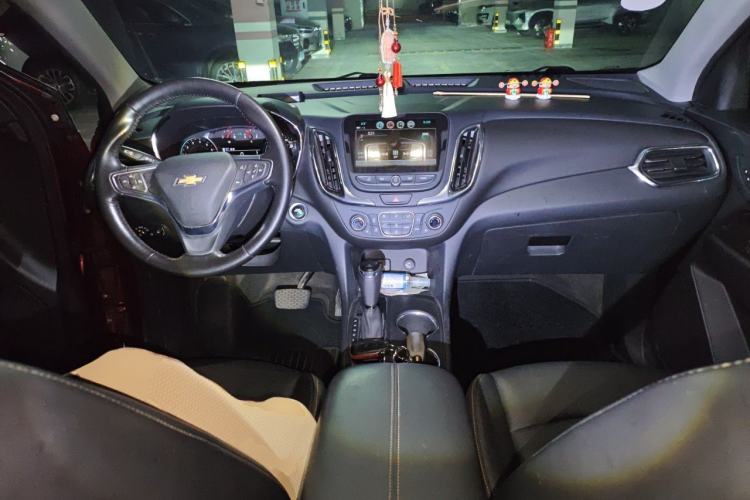 Used Chevrolet Equinox 2017 535T Automatic YuJie Edition Center Console
