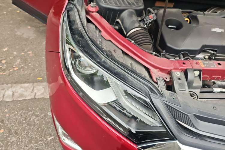 Used Chevrolet Equinox 2017 535T Automatic YuJie Edition Engine Bay Right