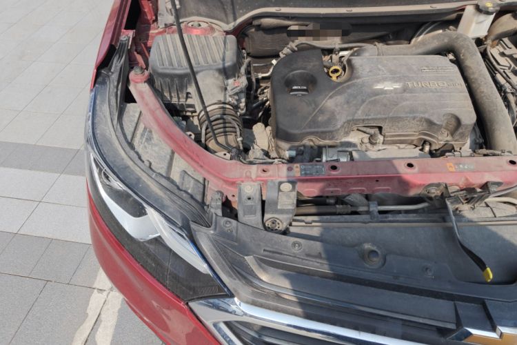Used Chevrolet Equinox 2017 535T Automatic Lingjie Edition Engine Bay Right