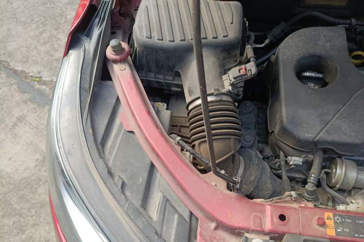 Used Chevrolet Equinox 2017 535T Automatic Chijie Edition Engine Bay Right