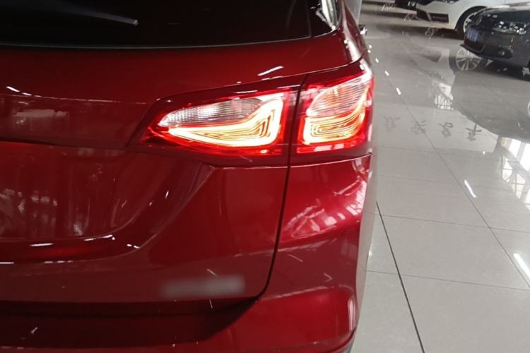 Used Chevrolet Equinox 2017 535T Automatic YuJie Edition Exterior 3