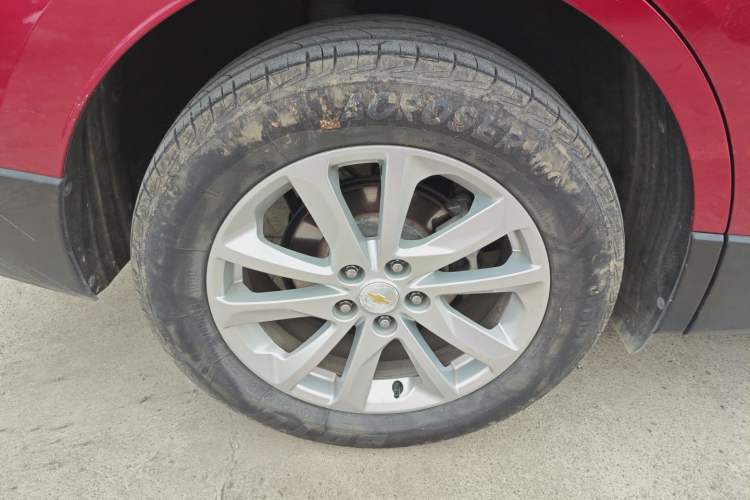 Used Chevrolet Equinox 2017 550T Automatic All-Wheel-Drive Huanjie Edition Exterior 5