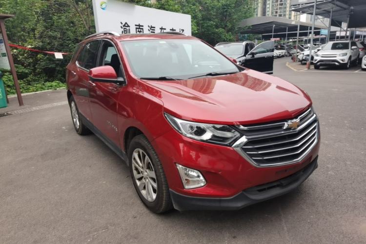 Used Chevrolet Equinox 2017 550T Automatic All-Wheel-Drive Huanjie Edition Front Right 45 Deg