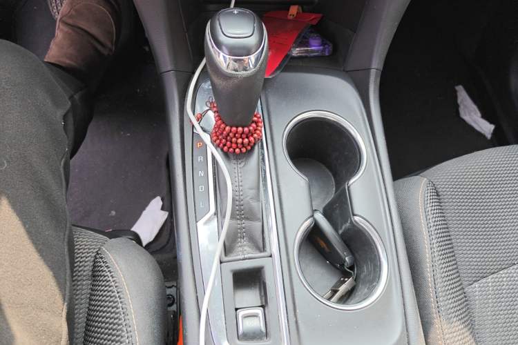 Used Chevrolet Equinox 2017 535T Automatic Lingjie Edition Gear Lever