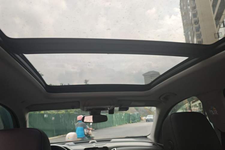 Used Chevrolet Equinox 2017 550T Automatic All-Wheel-Drive Huanjie Edition Headliner
