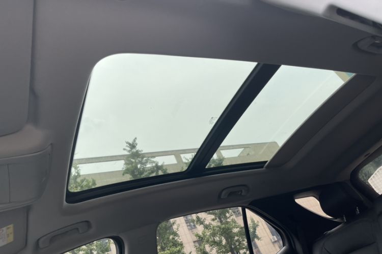 Used Chevrolet Equinox 2017 535T Automatic YuJie Edition Headliner