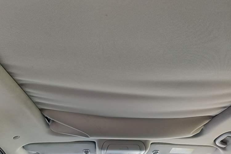 Used Chevrolet Equinox 2017 535T Automatic YuJie Edition Headliner