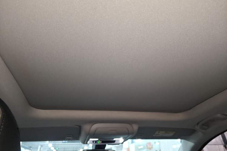 Used Chevrolet Equinox 2017 535T Automatic YuJie Edition Headliner