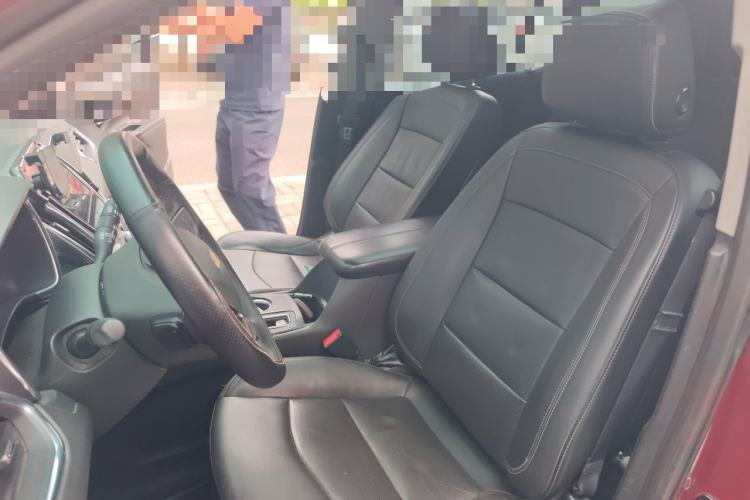 Used Chevrolet Equinox 2017 RS 550T Automatic All-Wheel-Drive Boundary Edition Left Front Seat