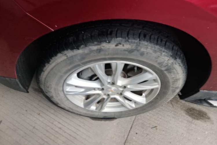 Used Chevrolet Equinox 2017 535T Automatic YuJie Edition Left Front Wheel Hub
