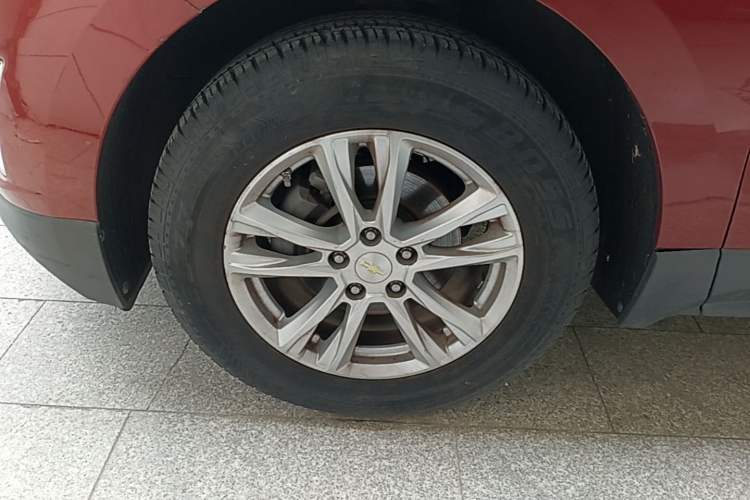 Used Chevrolet Equinox 2017 535T Automatic YuJie Edition Left Front Wheel Hub