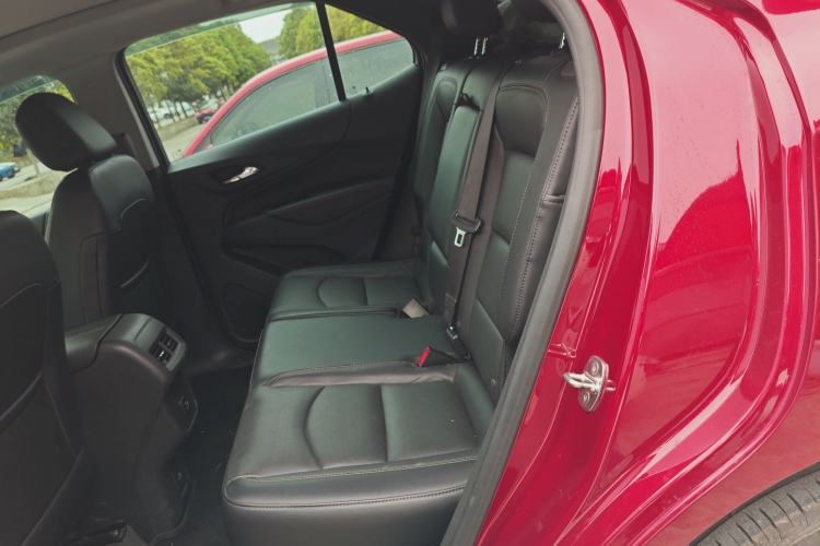 Used Chevrolet Equinox 2017 550T Automatic All-Wheel-Drive Huanjie Edition Left Rear Seat