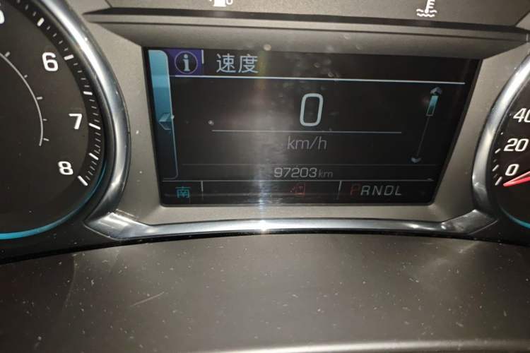 Used Chevrolet Equinox 2017 535T Automatic YuJie Edition Odometer Close Up