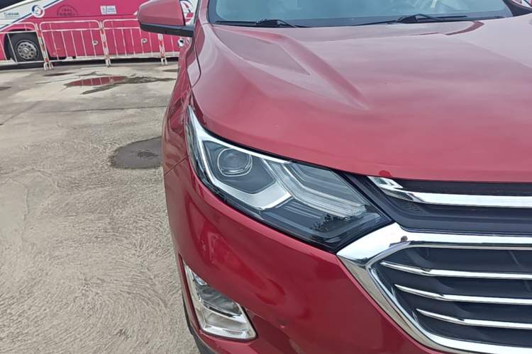 Used Chevrolet Equinox 2017 550T Automatic All-Wheel-Drive Huanjie Edition Right Front Headlight