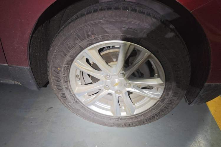 Used Chevrolet Equinox 2017 535T Automatic YuJie Edition Right Front Wheel Hub