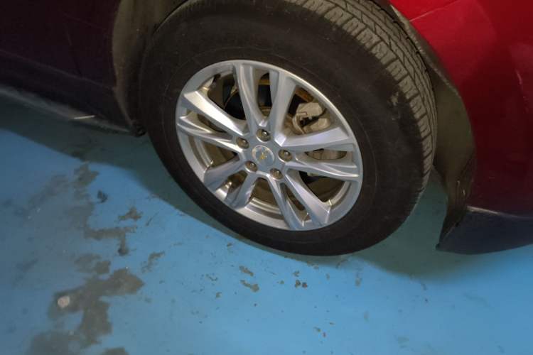 Used Chevrolet Equinox 2017 535T Automatic YuJie Edition Right Front Wheel Hub
