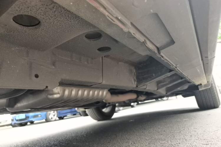 Used Chevrolet Equinox 2017 550T Automatic All-Wheel-Drive Huanjie Edition Right Side Sill