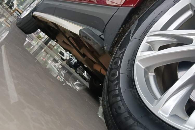 Used Chevrolet Equinox 2017 535T Automatic YuJie Edition Right Side Sill