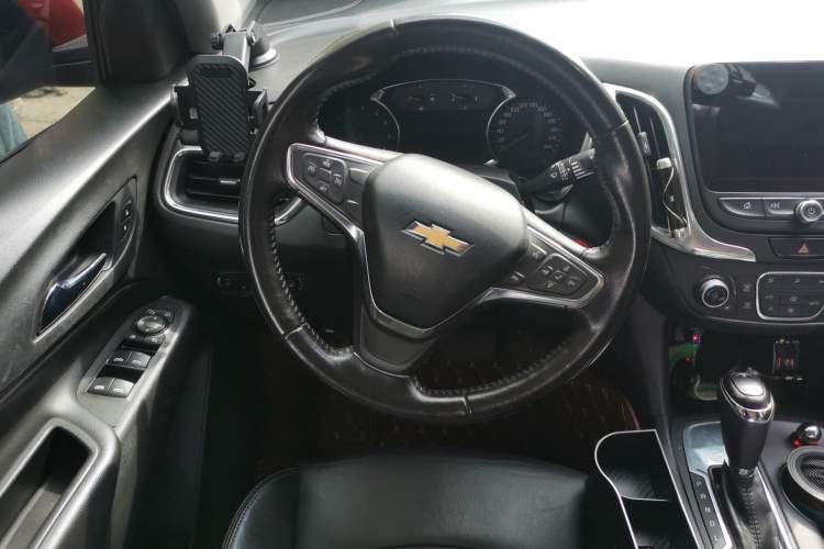 Used Chevrolet Equinox 2017 535T Automatic YuJie Edition Steering Wheel