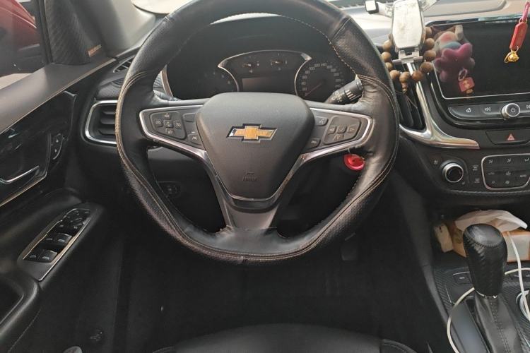 Used Chevrolet Equinox 2017 RS 550T Automatic All-Wheel-Drive Boundary Edition Steering Wheel