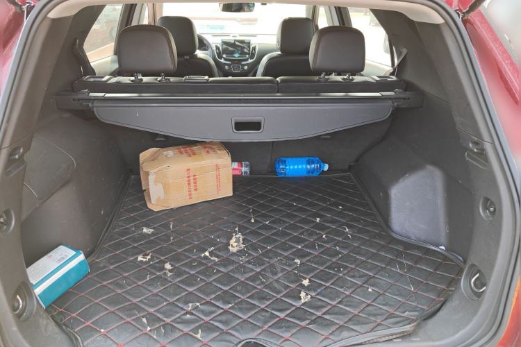 Used Chevrolet Equinox 2017 535T Automatic Lingjie Edition Trunk