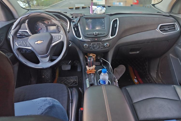 Used Chevrolet Equinox 2017 535T Automatic Chijie Edition Center Console