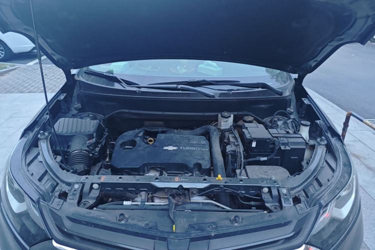 Used Chevrolet Equinox 2017 535T Automatic Chijie Edition Engine Bay