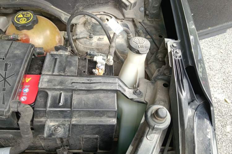 Used Chevrolet Equinox 2017 535T Automatic YuJie Edition Engine Bay Left