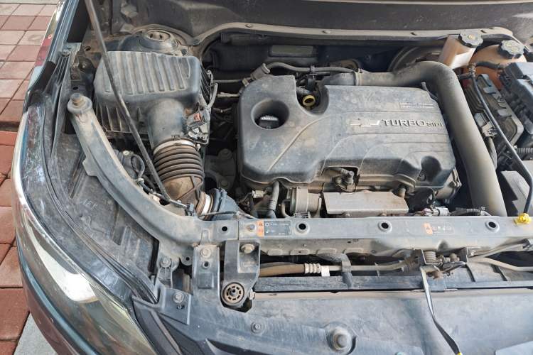 Used Chevrolet Equinox 2017 535T Automatic Chijie Edition Engine Bay Right