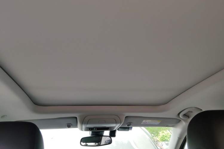 Used Chevrolet Equinox 2017 550T Automatic All-Wheel-Drive Huanjie Edition Headliner