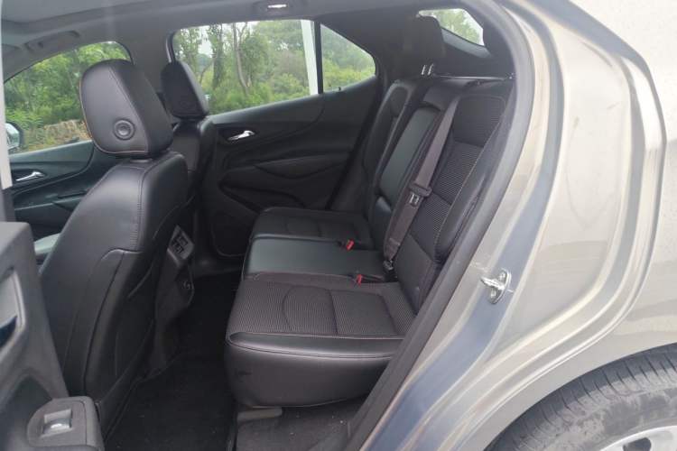 Used Chevrolet Equinox 2017 535T Automatic Chijie Edition Left Rear Seat