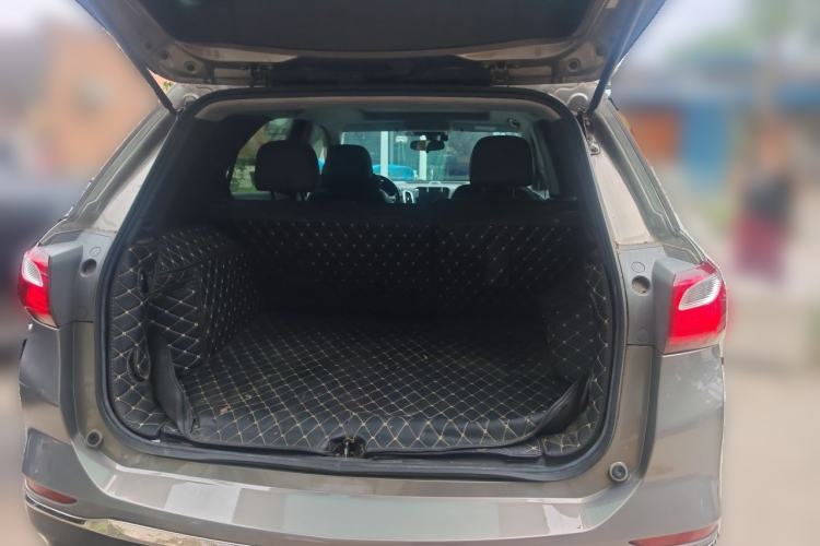 Used Chevrolet Equinox 2017 535T Automatic YuJie Edition Trunk