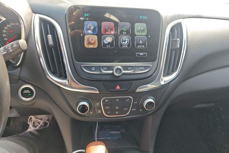 Used Chevrolet Equinox 2017 535T Automatic YuJie Edition Audio And AC Panel