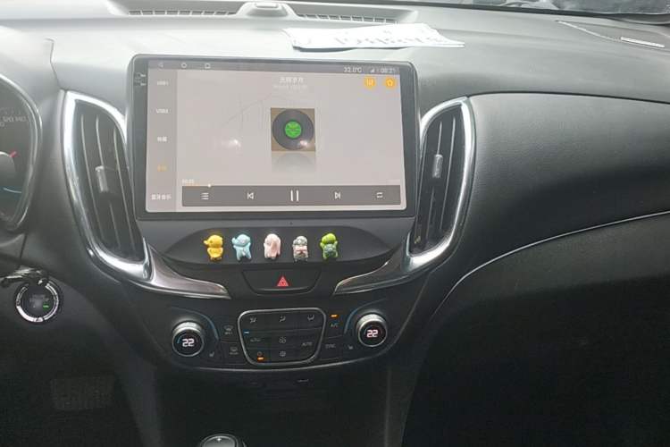 Used Chevrolet Equinox 2017 535T Automatic YuJie Edition Audio And AC Panel