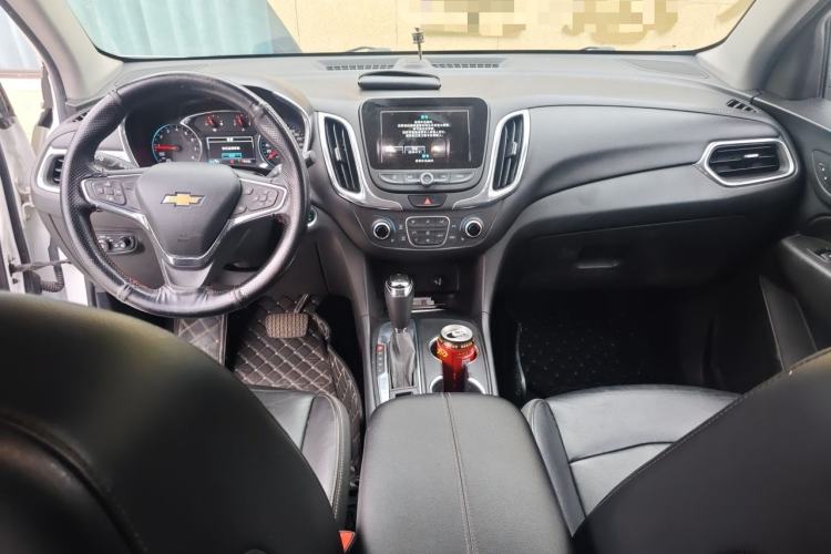 Used Chevrolet Equinox 2017 535T Automatic YuJie Edition Center Console