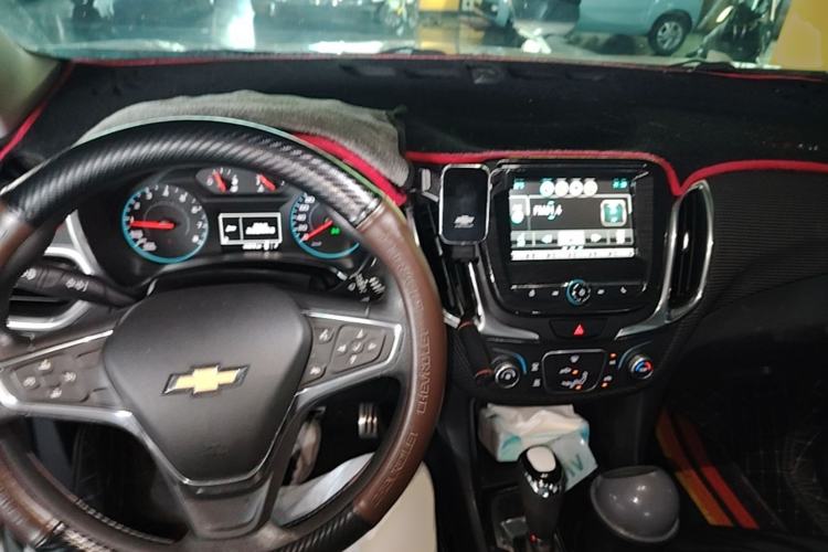 Used Chevrolet Equinox 2017 535T Automatic Chijie Edition Center Console