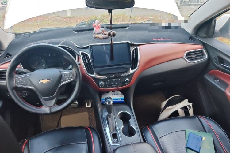 Used Chevrolet Equinox 2017 535T Automatic Chijie Edition Center Console