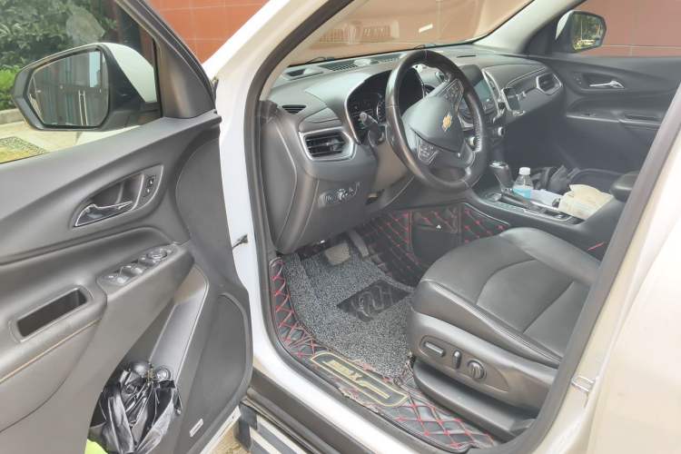 Used Chevrolet Equinox 2017 550T Automatic All-Wheel-Drive Huanjie Edition Driver Seat