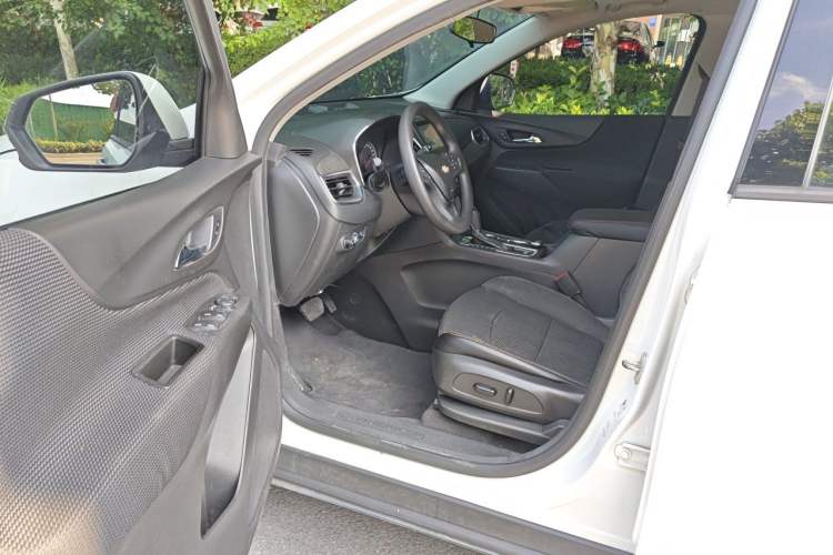 Used Chevrolet Equinox 2017 535T Automatic Chijie Edition Driver Seat