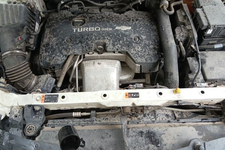 Used Chevrolet Equinox 2017 RS 550T Automatic All-Wheel-Drive Boundary Edition Engine Bay