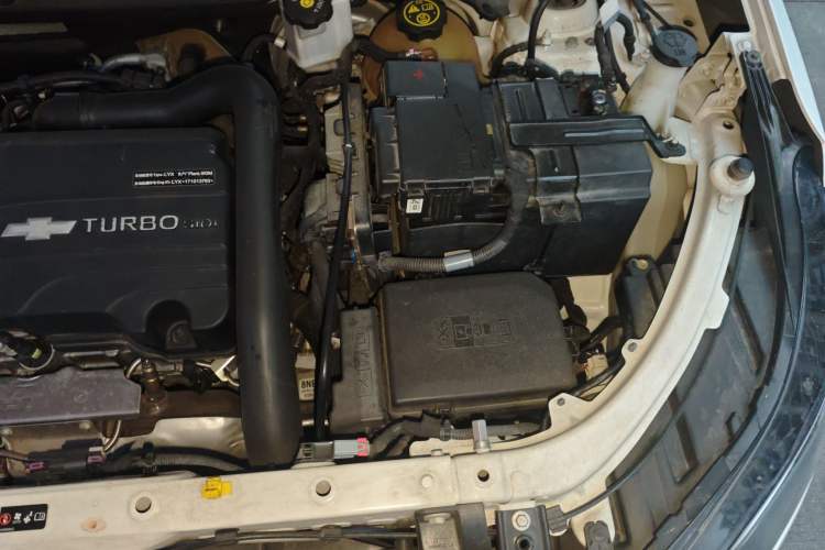 Used Chevrolet Equinox 2017 535T Automatic YuJie Edition Engine Bay Left