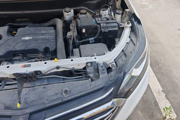 Used Chevrolet Equinox 2017 535T Automatic Chijie Edition Engine Bay Left
