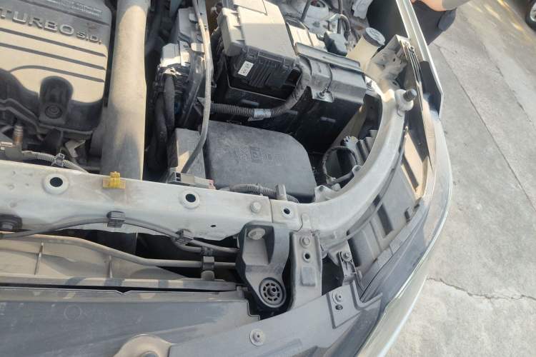 Used Chevrolet Equinox 2017 535T Automatic YuJie Edition Engine Bay Left