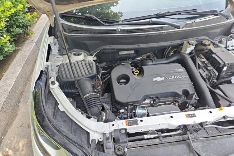 Used Chevrolet Equinox 2017 535T Automatic Chijie Edition Engine Bay Right