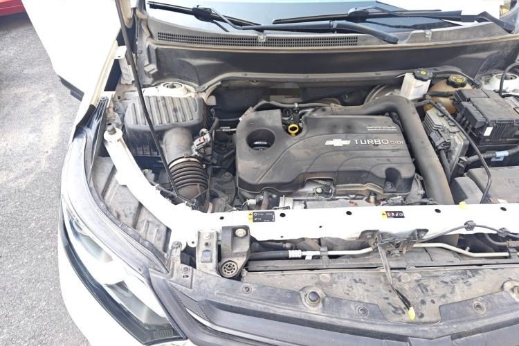 Used Chevrolet Equinox 2017 535T Automatic YuJie Edition Engine Bay Right