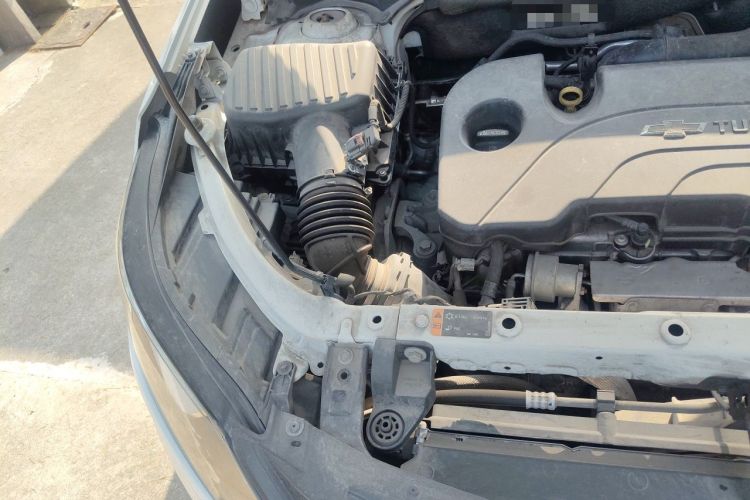 Used Chevrolet Equinox 2017 535T Automatic YuJie Edition Engine Bay Right