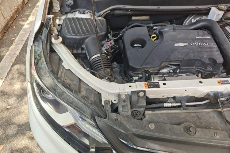 Used Chevrolet Equinox 2017 535T Automatic YuJie Edition Engine Bay Right